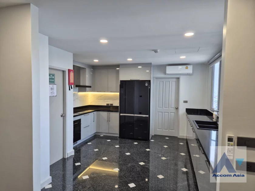 13  4 br Condominium for rent and sale in Sukhumvit ,Bangkok BTS Ekkamai at La Cascade AA34667