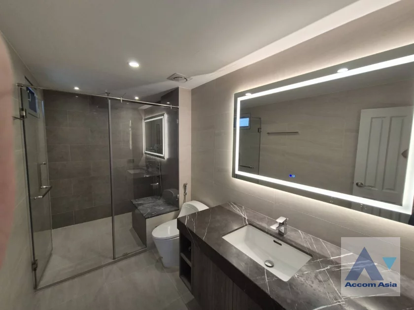 18  4 br Condominium for rent and sale in Sukhumvit ,Bangkok BTS Ekkamai at La Cascade AA34667