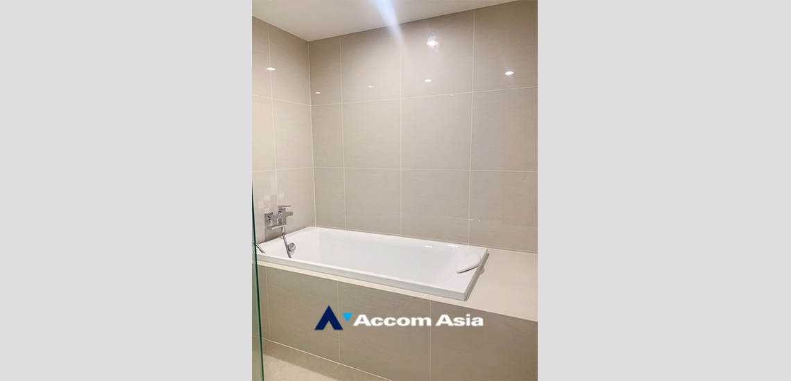 6  2 br Condominium For Sale in Bang Na ,Bangkok BTS Udomsuk at Ideo Mobi Sukhumvit 66 AA34703