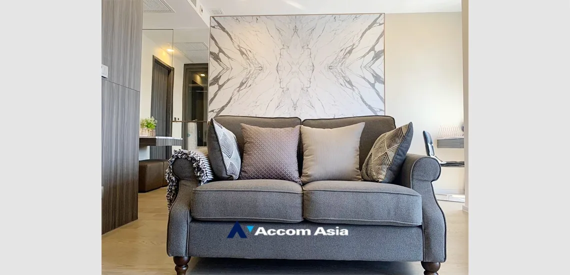 unitAshton Asoke