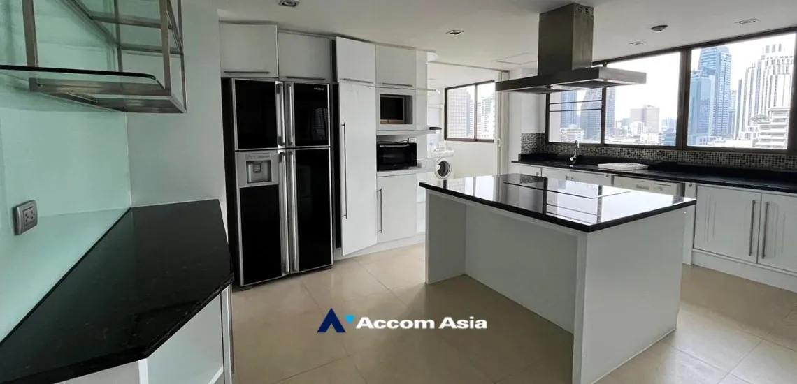 unit 4 Bedrooms  Apartment For Rent & Sale in Sukhumvit, Bangkok  near MRT Sukhumvit - BTS Asok (AA34719)