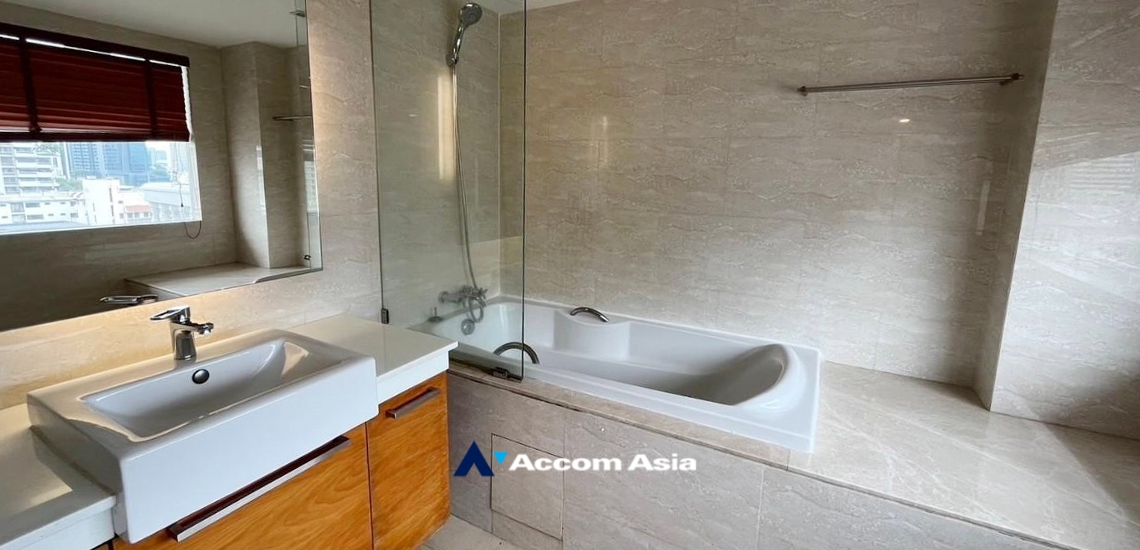 18  4 br Apartment for rent and sale in Sukhumvit ,Bangkok MRT Sukhumvit - BTS Asok at Homely Atmosphere AA34719