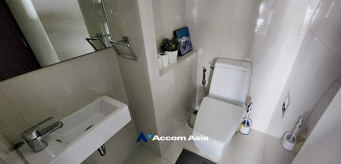 11  1 br Condominium For Rent in Sukhumvit ,Bangkok BTS Phra khanong at Rhythm Sukhumvit 44/1   AA34733