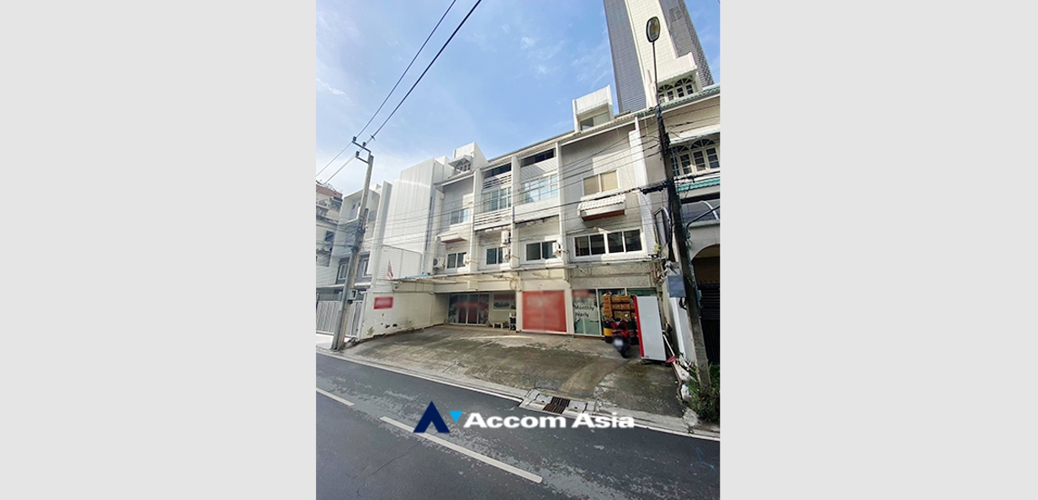  2  Office Space For Sale in Ploenchit ,Bangkok BTS Ploenchit AA34739