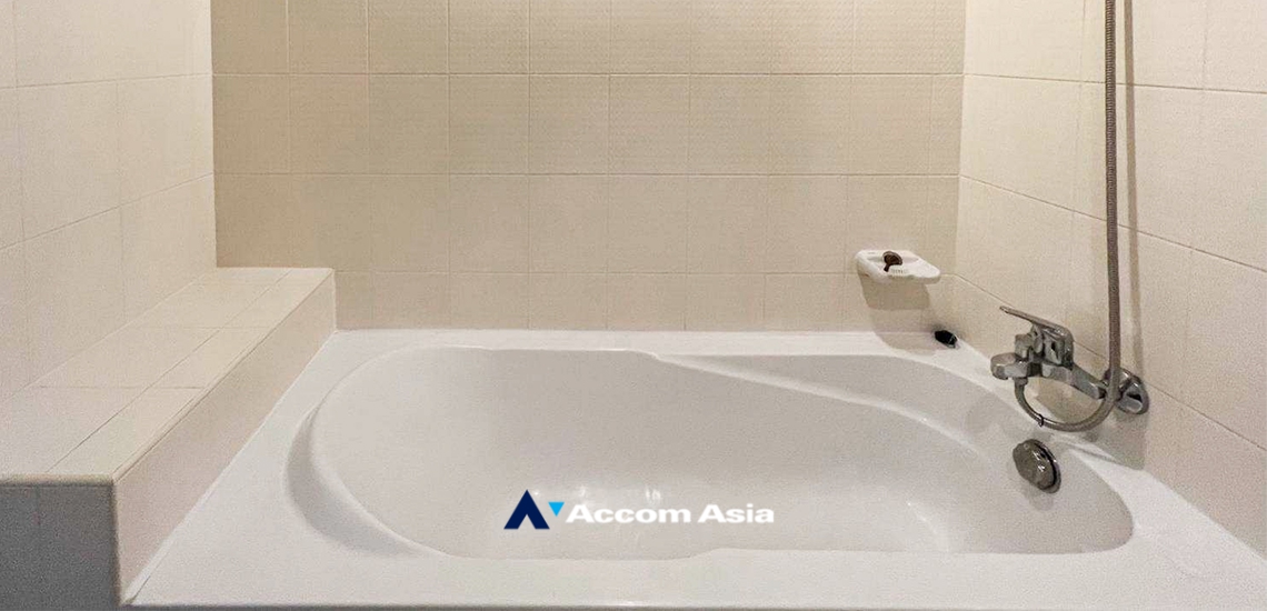 10  3 br Condominium for rent and sale in Sathorn ,Bangkok BRT Wat Dan at Lumpini Place Narathiwas - Chaopraya AA34758