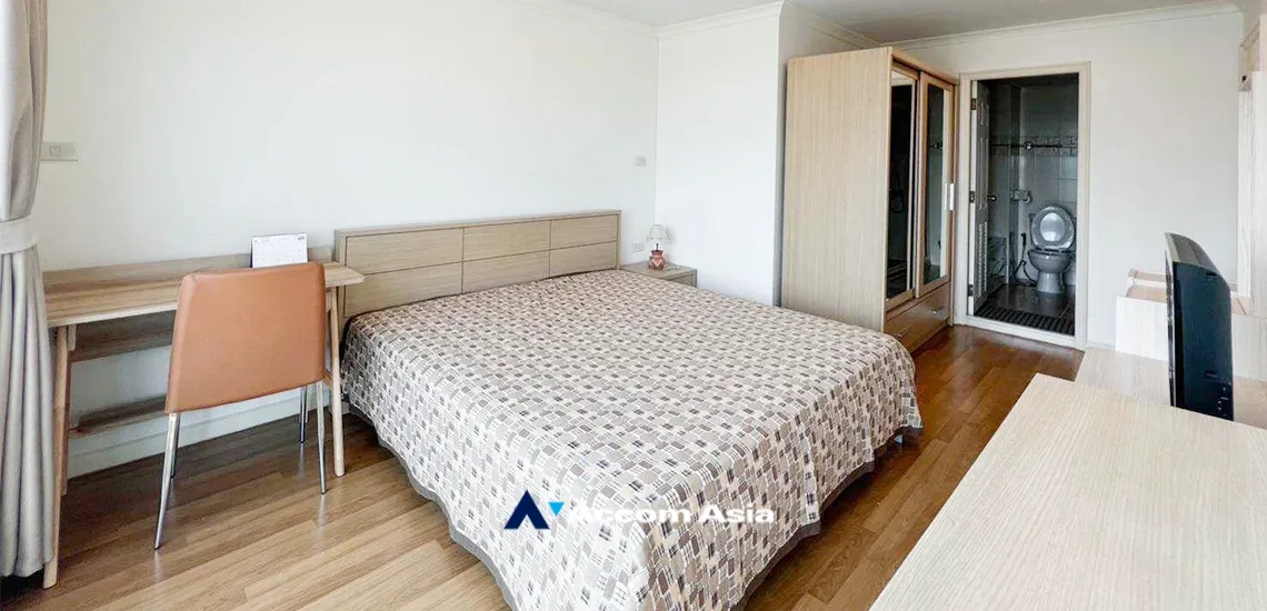 6  3 br Condominium for rent and sale in Sathorn ,Bangkok BRT Wat Dan at Lumpini Place Narathiwas - Chaopraya AA34758