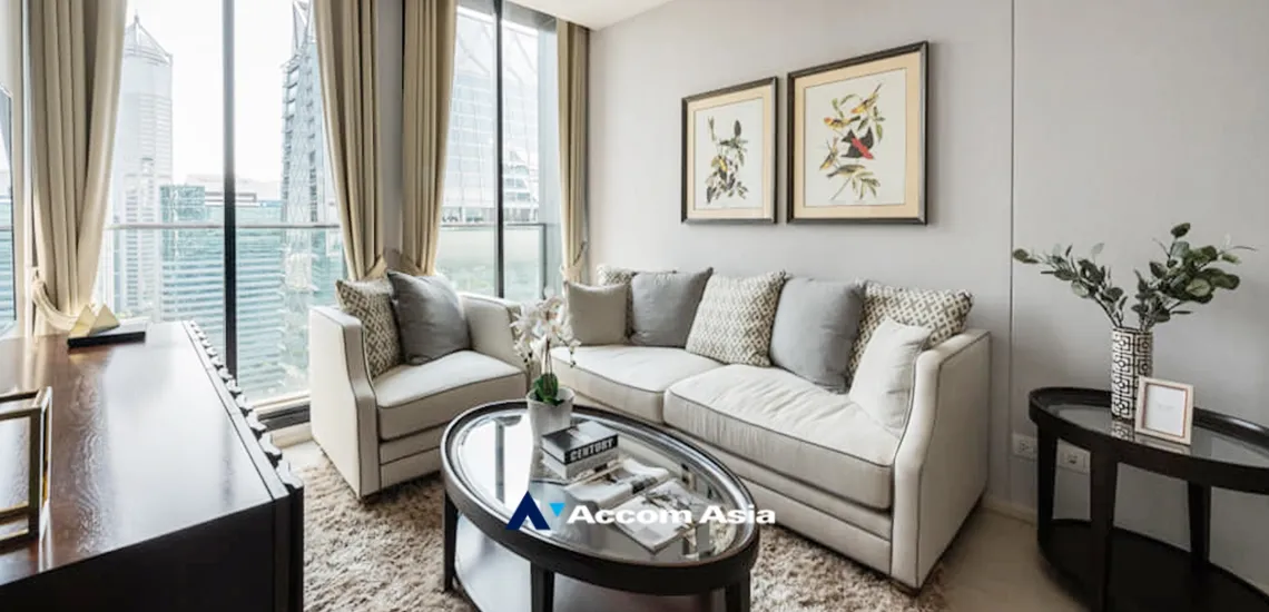  2  1 br Condominium For Sale in Ploenchit ,Bangkok BTS Ploenchit at Noble Ploenchit AA34762
