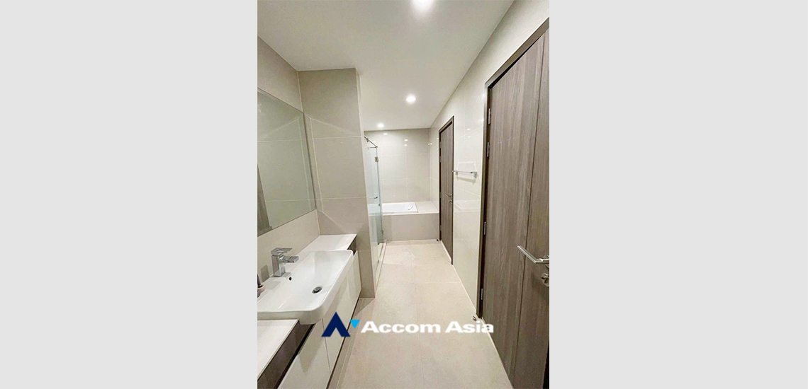 10  1 br Condominium For Sale in Bang Na ,Bangkok BTS Udomsuk at Ideo Mobi Sukhumvit 66 AA34768