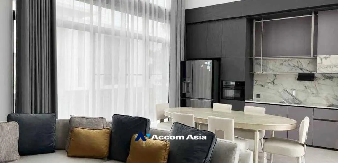 unit 4 Bedrooms  House For Rent in Latkrabang, Bangkok  (AA34792)