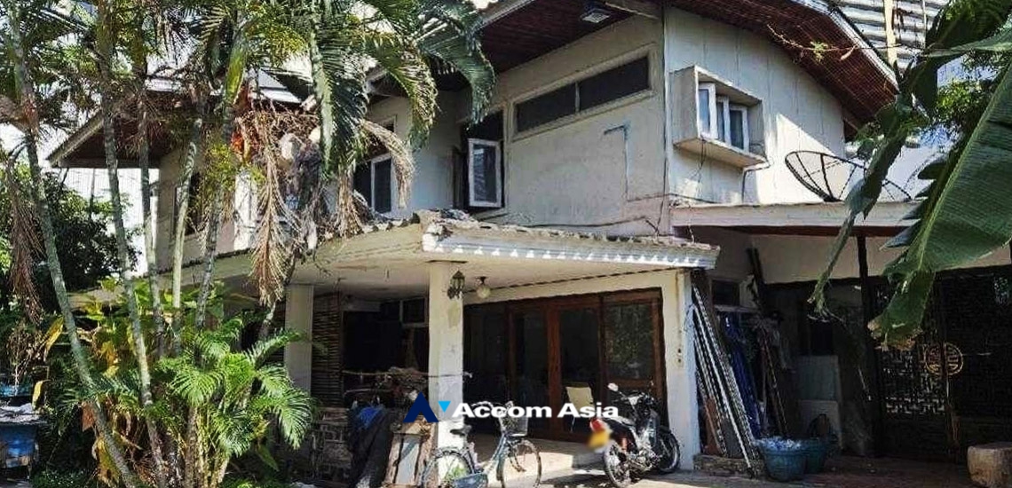  2  Land For Sale in Sukhumvit ,Bangkok BTS Asok AA34793
