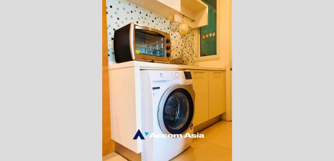 8  1 br Condominium For Sale in New Phetchaburi ,Bangkok BTS Chitlom at Manhattan Chidlom AA34800