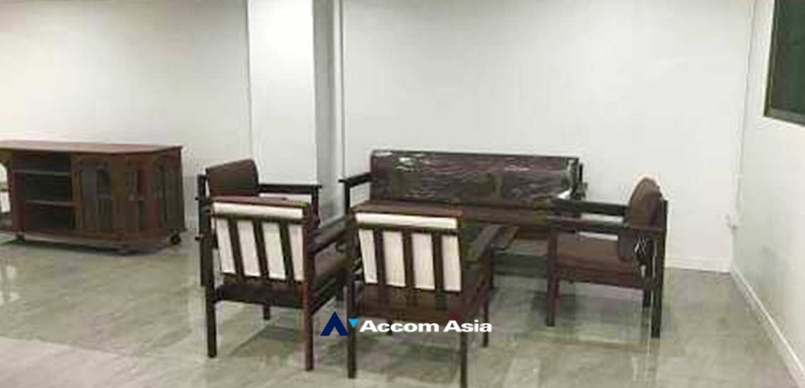  1  3 br Townhouse For Rent in Sukhumvit ,Bangkok BTS Phra khanong AA34830