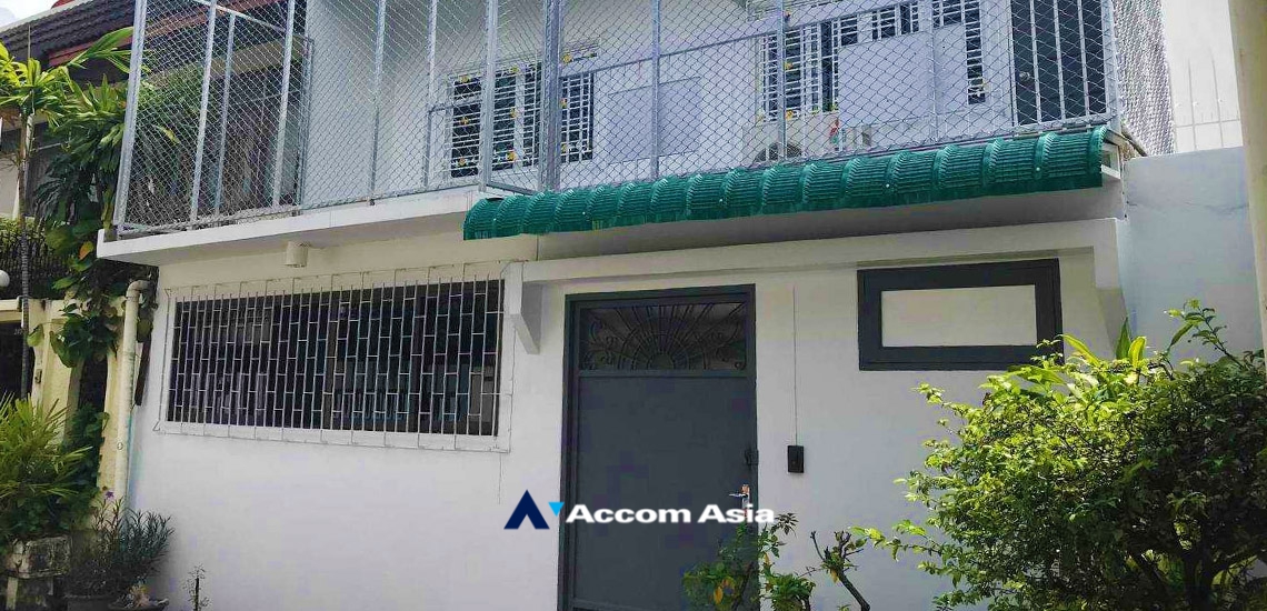 2  3 br Townhouse For Rent in Sukhumvit ,Bangkok BTS Phra khanong AA34830