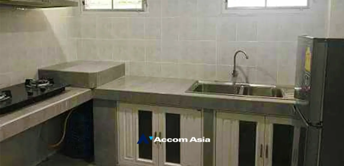 6  3 br Townhouse For Rent in Sukhumvit ,Bangkok BTS Phra khanong AA34830