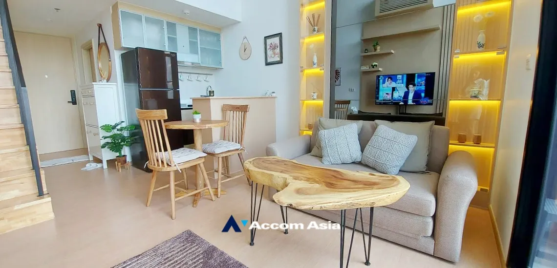 Duplex Condo |  Maru Ekkamai 2 Condominium  1 Bedroom for Rent BTS Ekkamai in Sukhumvit Bangkok