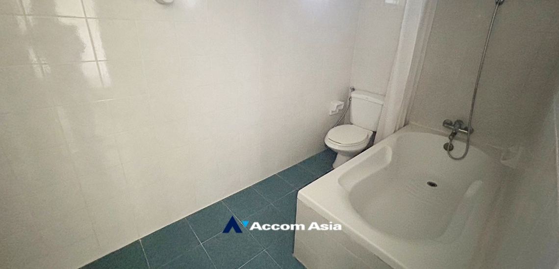 8  2 br Apartment For Rent in Sukhumvit ,Bangkok BTS Phrom Phong at Exudes classic comfort AA34907