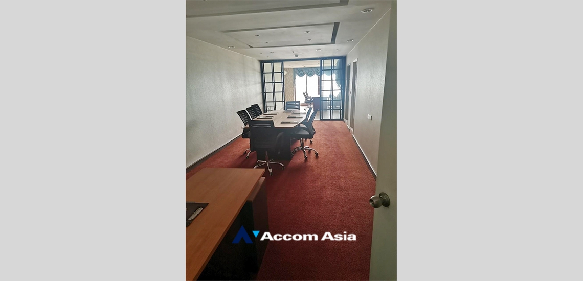  2  Condominium For Sale in Silom ,Bangkok BTS Surasak at Nusa State Tower AA34936