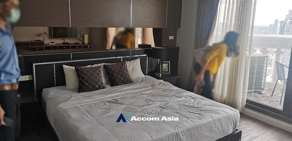  1  1 br Condominium For Sale in Silom ,Bangkok BTS Surasak at Nusa State Tower AA34938