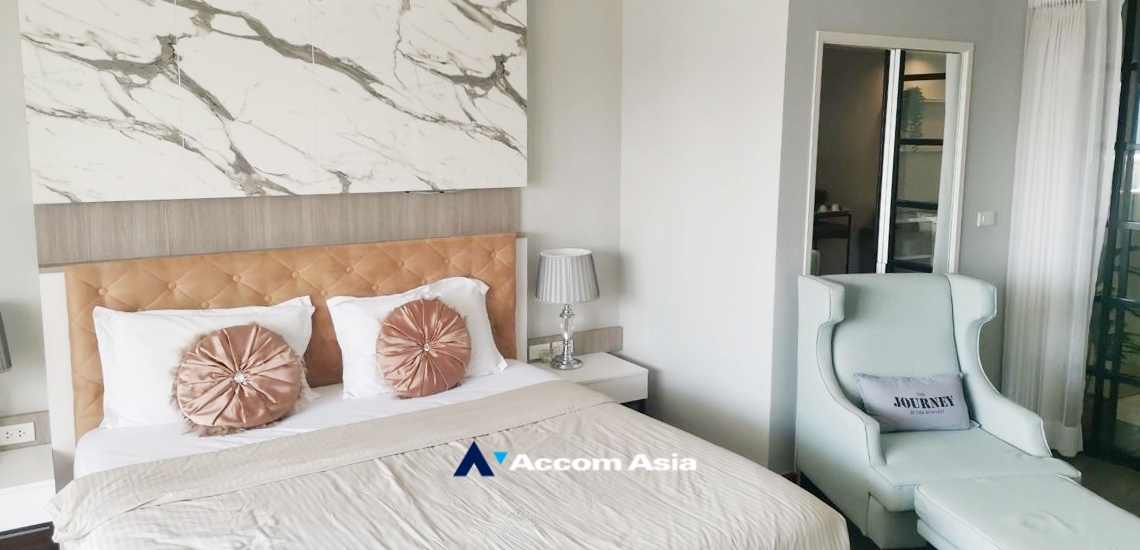  1  1 br Condominium For Sale in Silom ,Bangkok BTS Surasak at Nusa State Tower AA34939