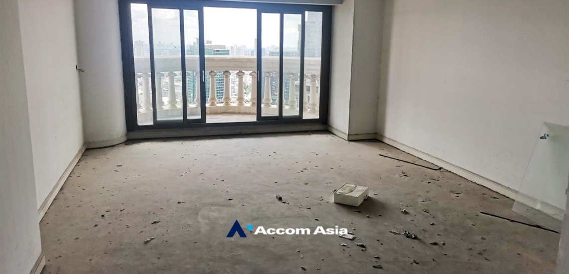  2  Condominium For Sale in Silom ,Bangkok BTS Surasak at Nusa State Tower AA34947