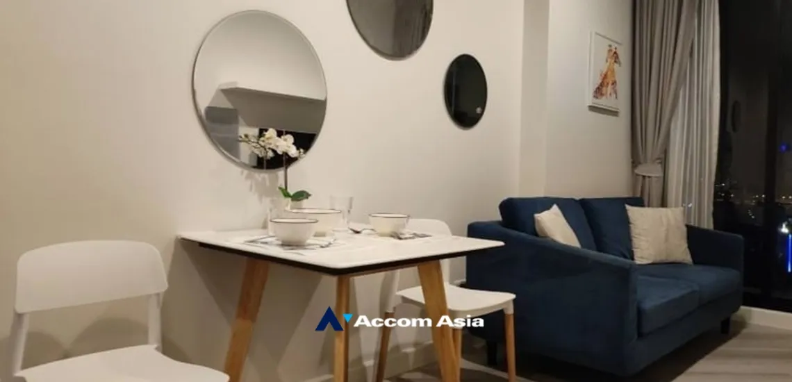 unitThe Niche Pride Thonglor