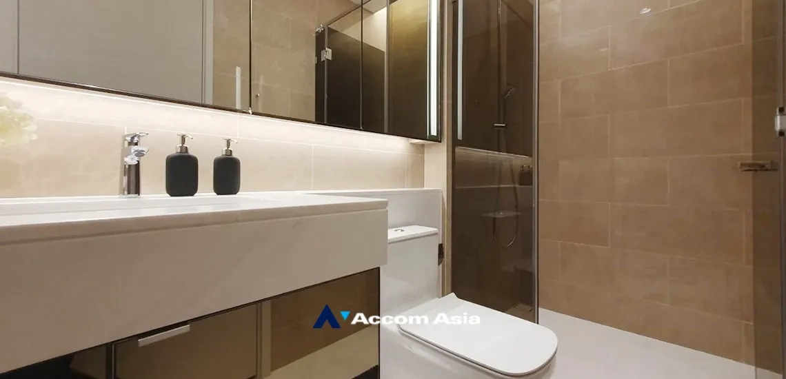 24  2 br Condominium For Sale in Ploenchit ,Bangkok BTS Chitlom at The Residences at Sindhorn Kempinski Hotel Bangkok AA34957