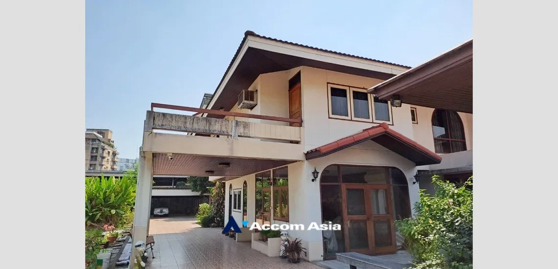 unitHome Office |  5 Bedrooms  House For Rent in Bang Na, Bangkok  near BTS Udomsuk (AA34963)