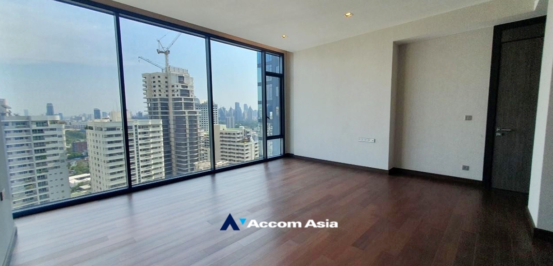 14  3 br Condominium For Sale in Sukhumvit ,Bangkok BTS Nana at Q1 Sukhumvit AA34975
