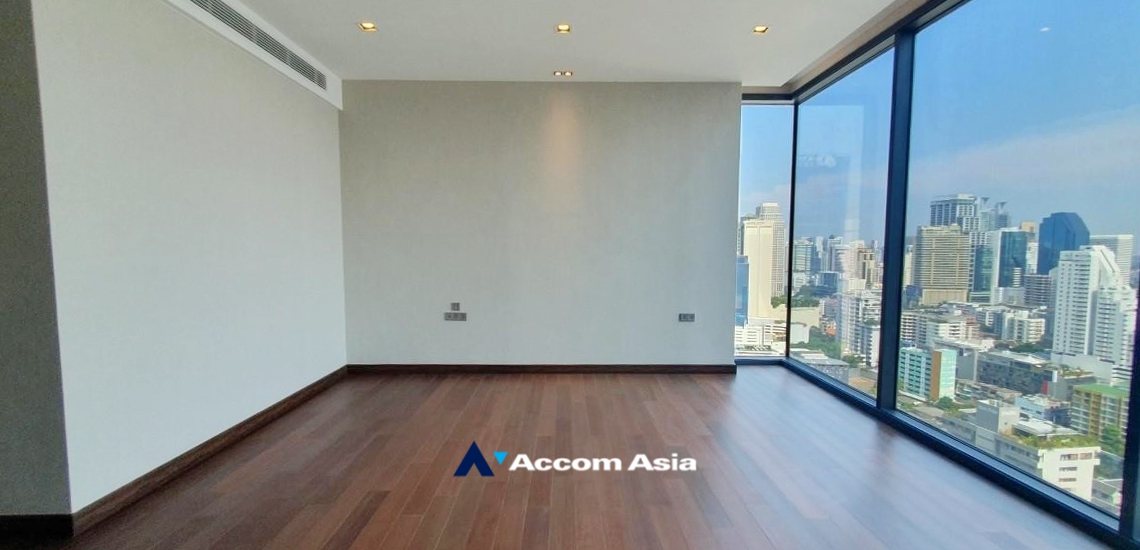 18  3 br Condominium For Sale in Sukhumvit ,Bangkok BTS Nana at Q1 Sukhumvit AA34975