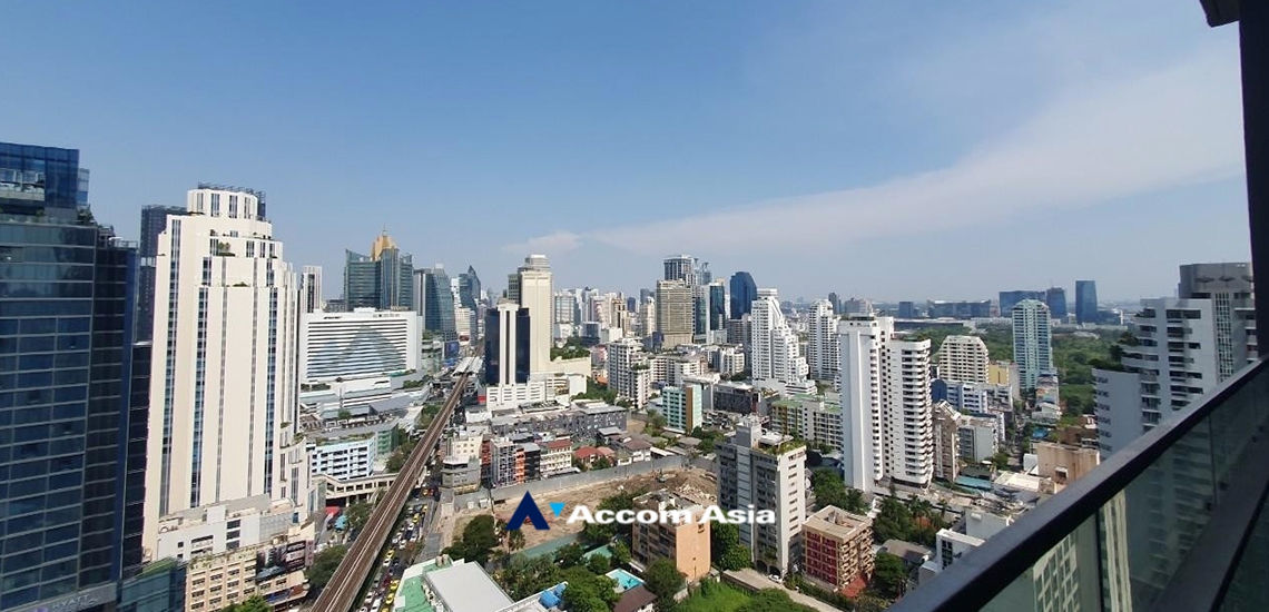 33  3 br Condominium For Sale in Sukhumvit ,Bangkok BTS Nana at Q1 Sukhumvit AA34975