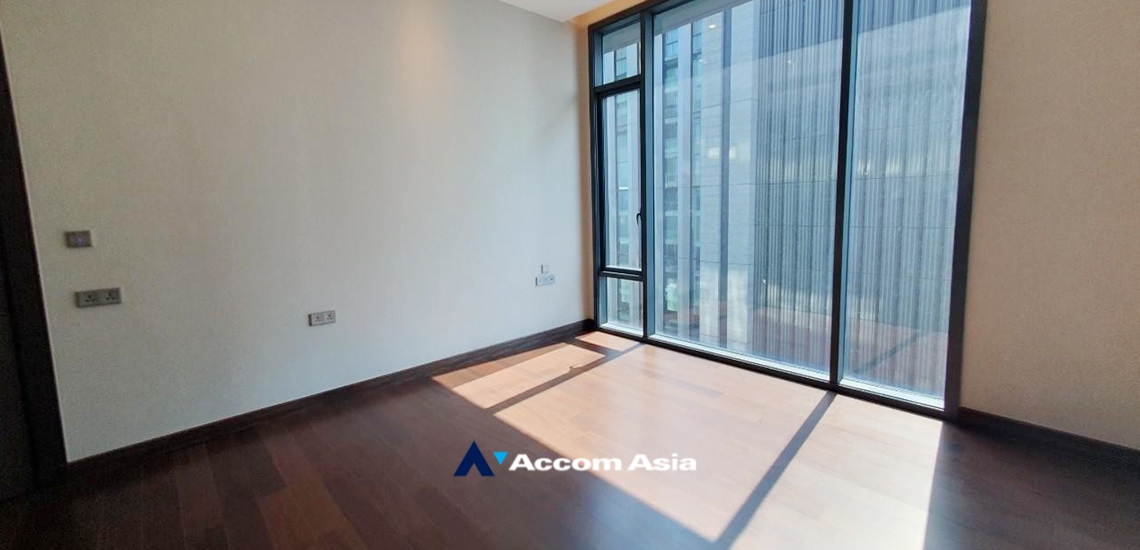12  3 br Condominium For Sale in Sukhumvit ,Bangkok BTS Nana at Q1 Sukhumvit AA34976