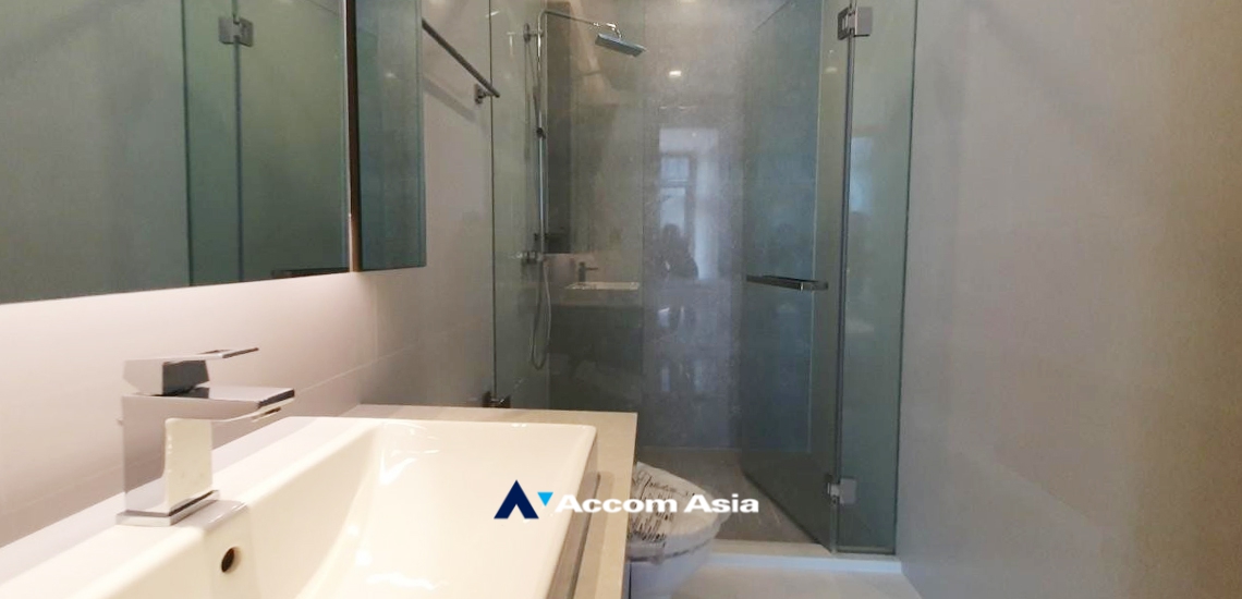 27  3 br Condominium For Sale in Sukhumvit ,Bangkok BTS Nana at Q1 Sukhumvit AA34976