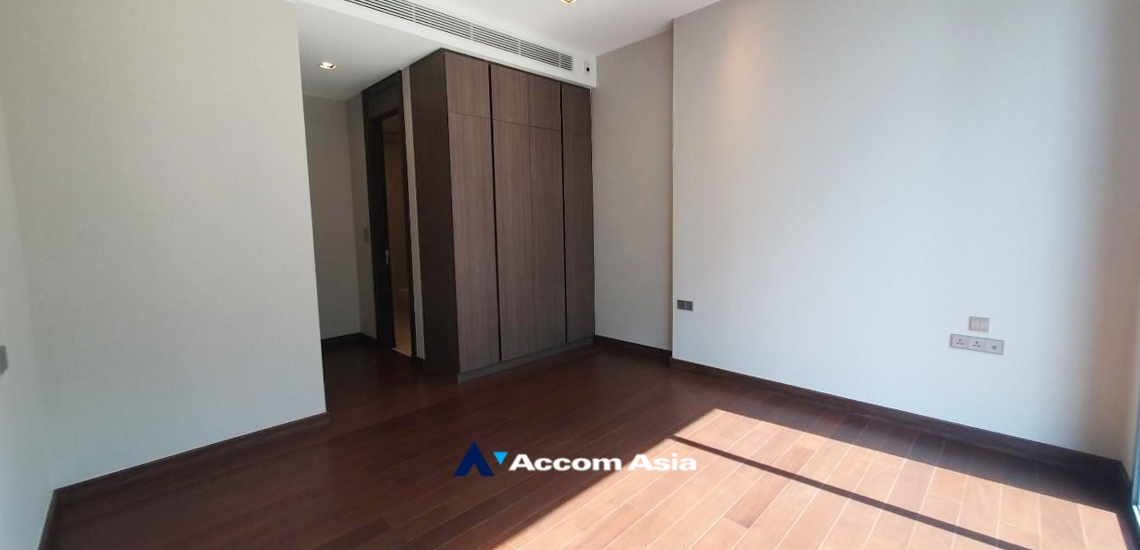 15  3 br Condominium For Sale in Sukhumvit ,Bangkok BTS Nana at Q1 Sukhumvit AA34976