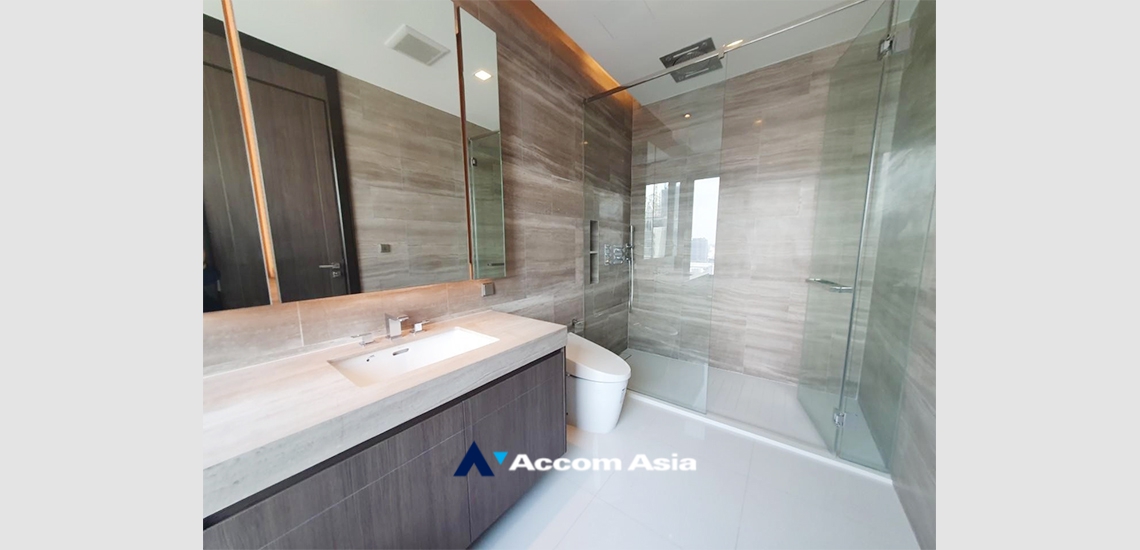 23  3 br Condominium For Sale in Sukhumvit ,Bangkok BTS Nana at Q1 Sukhumvit AA34976