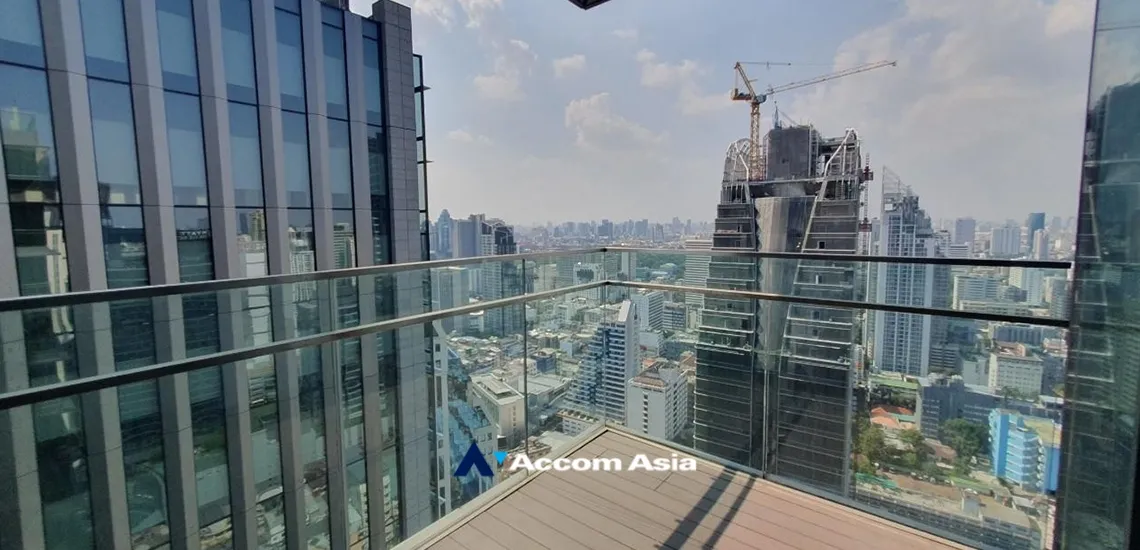 Q1 Sukhumvit Condominium  3 Bedroom for Sale BTS Nana in Sukhumvit Bangkok