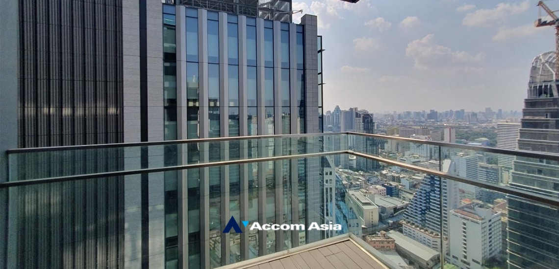 31  3 br Condominium For Sale in Sukhumvit ,Bangkok BTS Nana at Q1 Sukhumvit AA34976