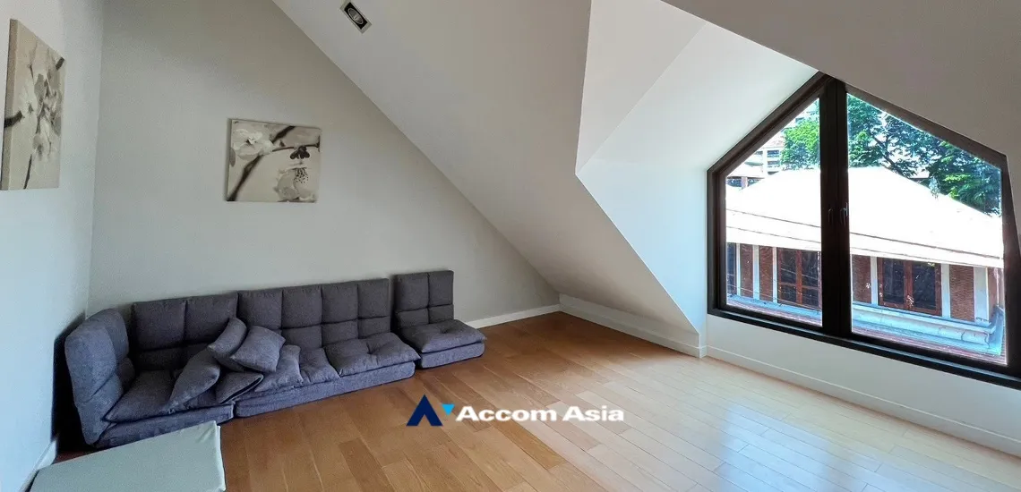 5  1 br Condominium For Sale in Sukhumvit ,Bangkok BTS Phrom Phong at Condolette Dwell Sukhumvit 26 AA34983