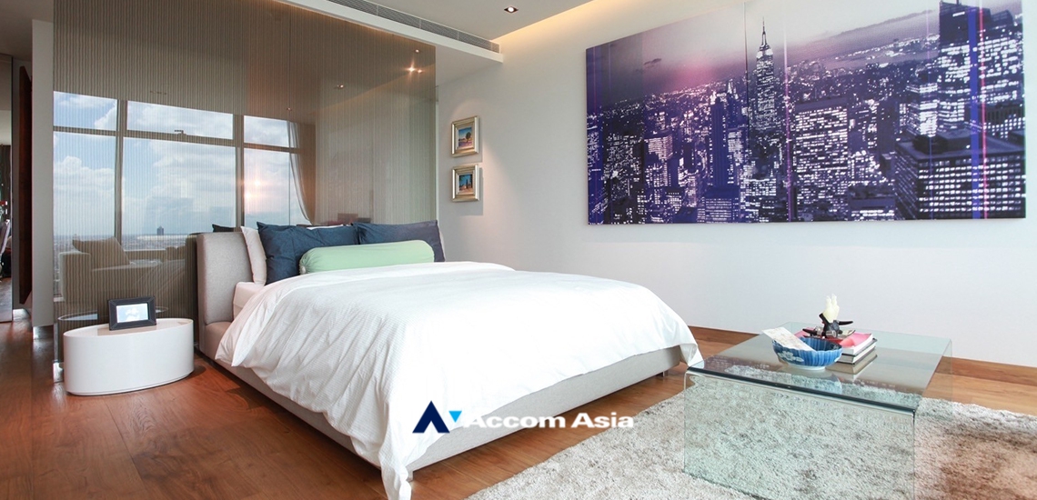 8  3 br Condominium For Sale in Ploenchit ,Bangkok BTS Ratchadamri at The St. Regis Bangkok (Residences) AA34990