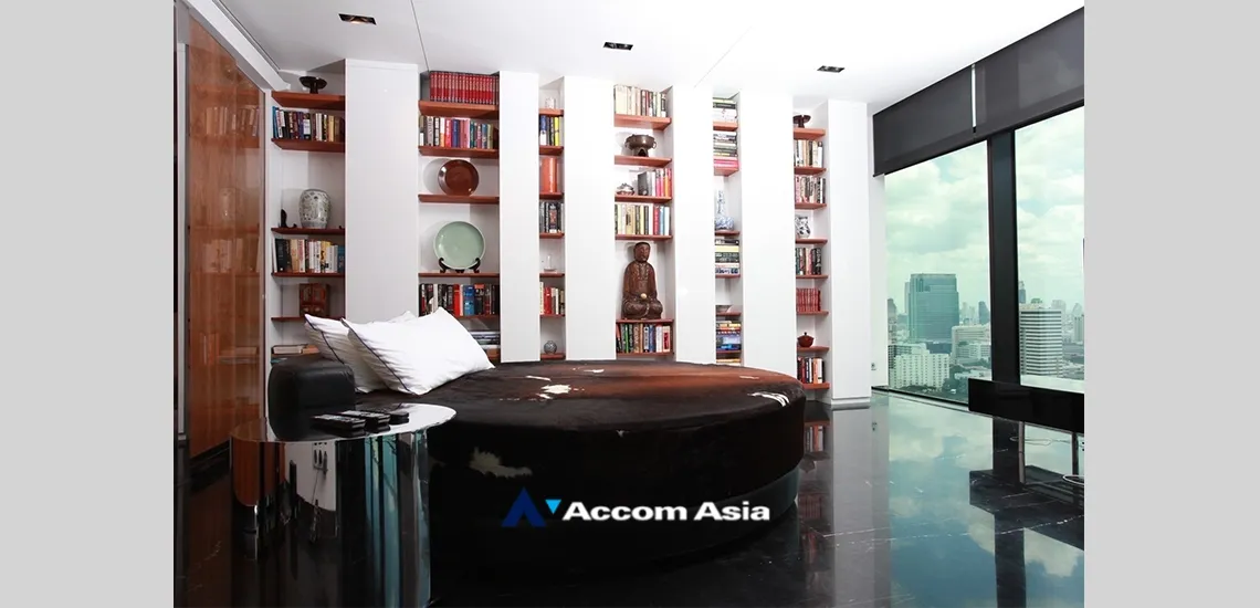 9  3 br Condominium For Sale in Ploenchit ,Bangkok BTS Ratchadamri at The St. Regis Bangkok (Residences) AA34990