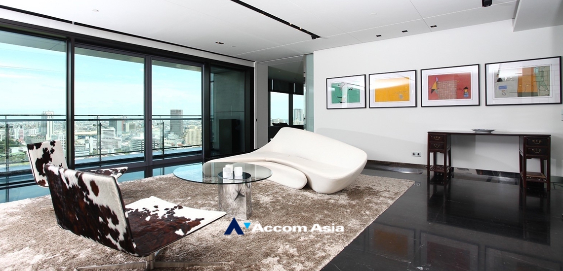  2  3 br Condominium For Sale in Ploenchit ,Bangkok BTS Ratchadamri at The St. Regis Bangkok (Residences) AA34990