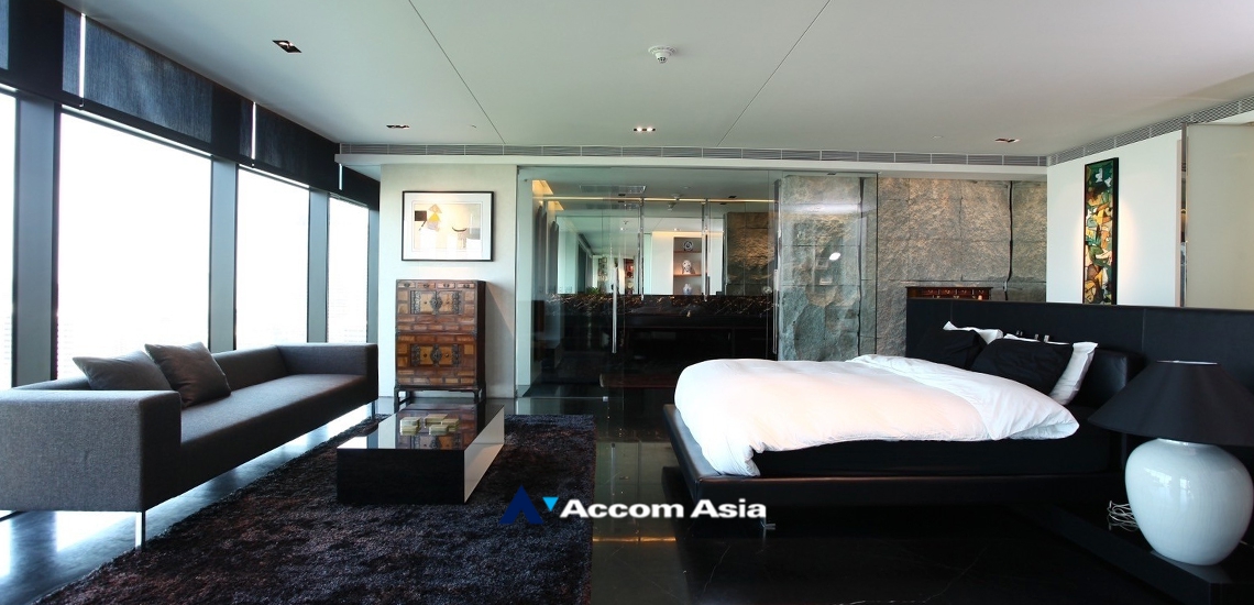 5  3 br Condominium For Sale in Ploenchit ,Bangkok BTS Ratchadamri at The St. Regis Bangkok (Residences) AA34990