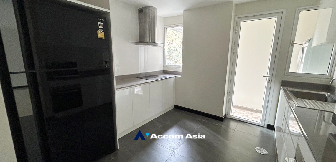 4  3 br Condominium for rent and sale in Sukhumvit ,Bangkok BTS Ekkamai at The Avenue Sukumvit 61 AA34995