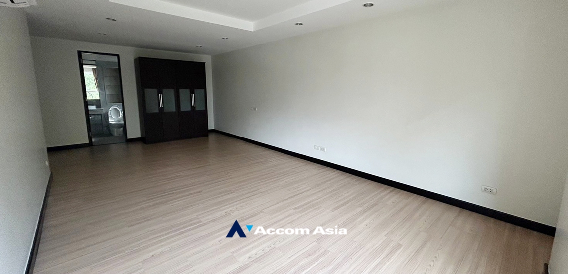 8  3 br Condominium for rent and sale in Sukhumvit ,Bangkok BTS Ekkamai at The Avenue Sukumvit 61 AA34995