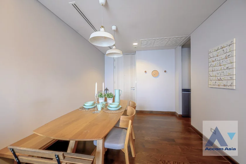8  2 br Condominium For Sale in Sukhumvit ,Bangkok BTS Phrom Phong at The Lumpini 24 AA35002