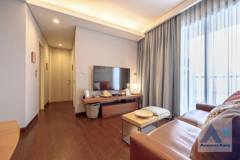  1  2 br Condominium For Sale in Sukhumvit ,Bangkok BTS Phrom Phong at The Lumpini 24 AA35002