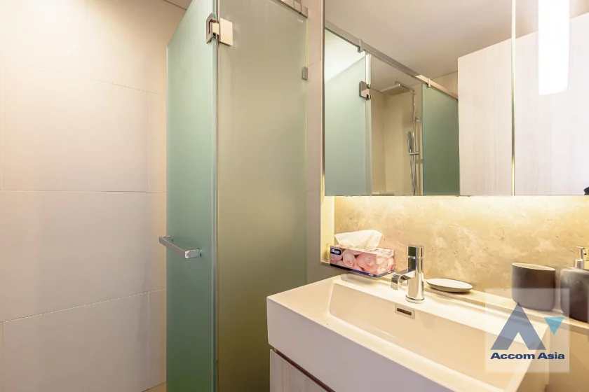 18  2 br Condominium For Sale in Sukhumvit ,Bangkok BTS Phrom Phong at The Lumpini 24 AA35002