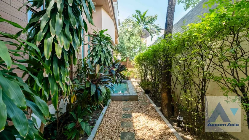 36  4 br House For Rent in Sukhumvit ,Bangkok BTS Phra khanong at Baan Sansiri Sukhumvit 67 AA35025