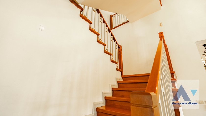 17  4 br House For Rent in Sukhumvit ,Bangkok BTS Phra khanong at Baan Sansiri Sukhumvit 67 AA35025