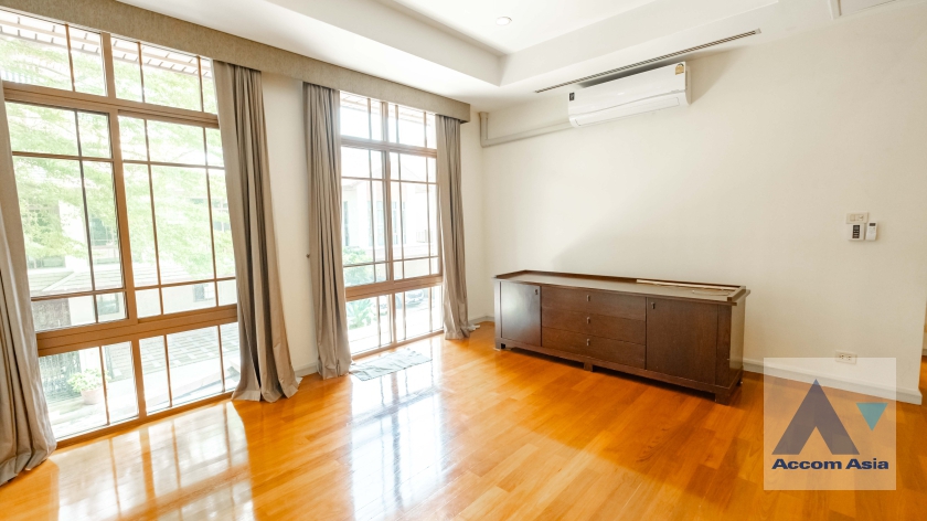18  4 br House For Rent in Sukhumvit ,Bangkok BTS Phra khanong at Baan Sansiri Sukhumvit 67 AA35025