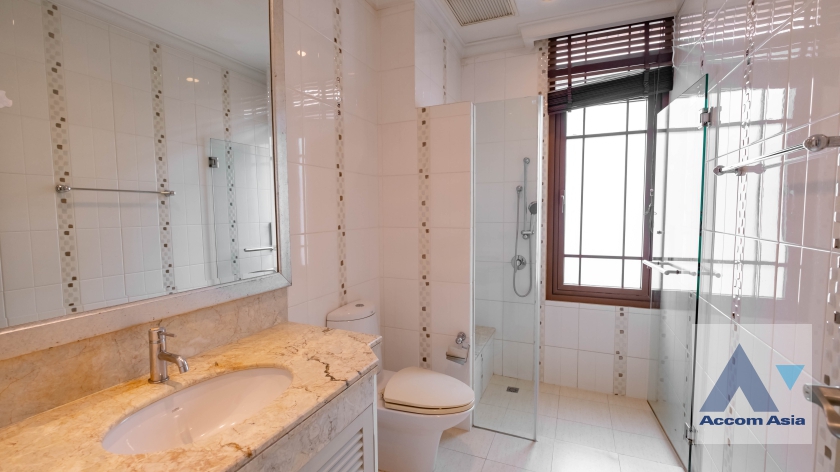 24  4 br House For Rent in Sukhumvit ,Bangkok BTS Phra khanong at Baan Sansiri Sukhumvit 67 AA35025